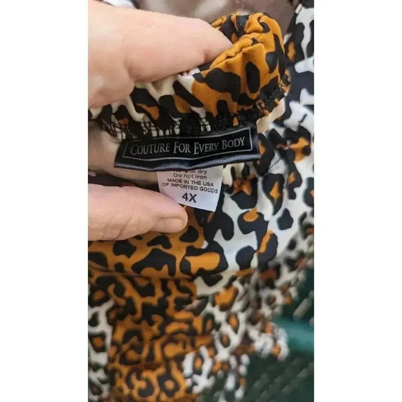 Pinup Raquel Leopard Print Swimsuit by Coture for Every Body in size 4x. - Picture 2 of 8